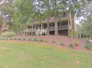 1794 Blackwillow Dr, Marietta, GA 30066