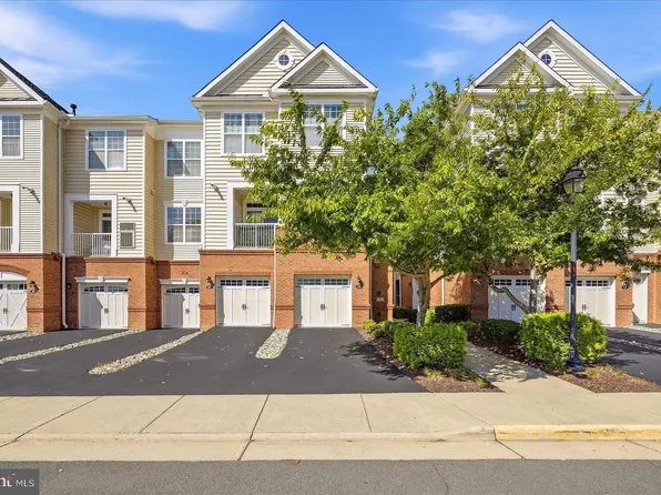23297 Southdown Manor Ter #106, Ashburn, VA 20148