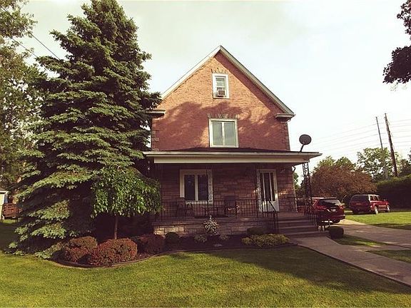 2nd image of 10113 Cayuga Dr