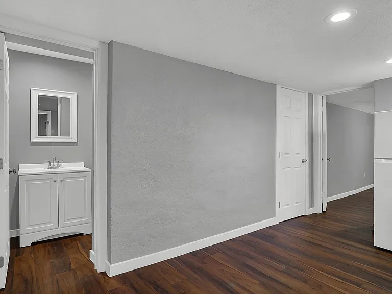 4603 Byron Street — Photo 4