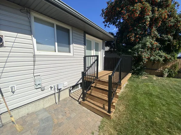 SF344 - 5 Bed 2.5 Bath Front House, 7927 71st Ave NW, Edmonton, AB T6C 0B1