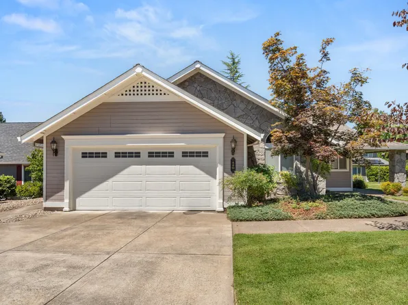 440 Scottsdale Cir, Medford, OR 97504