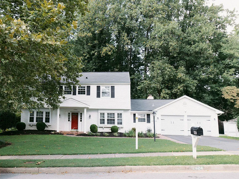 12824 Mount Royal Ln