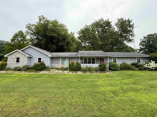 243 N Arrowhead Dr, Petersburg, IN 47567