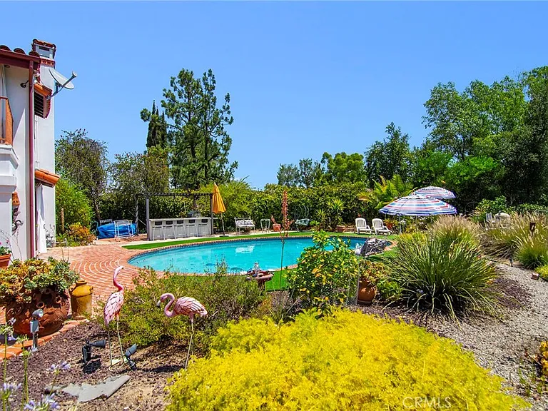 18690 Pasadero Dr — Photo 15