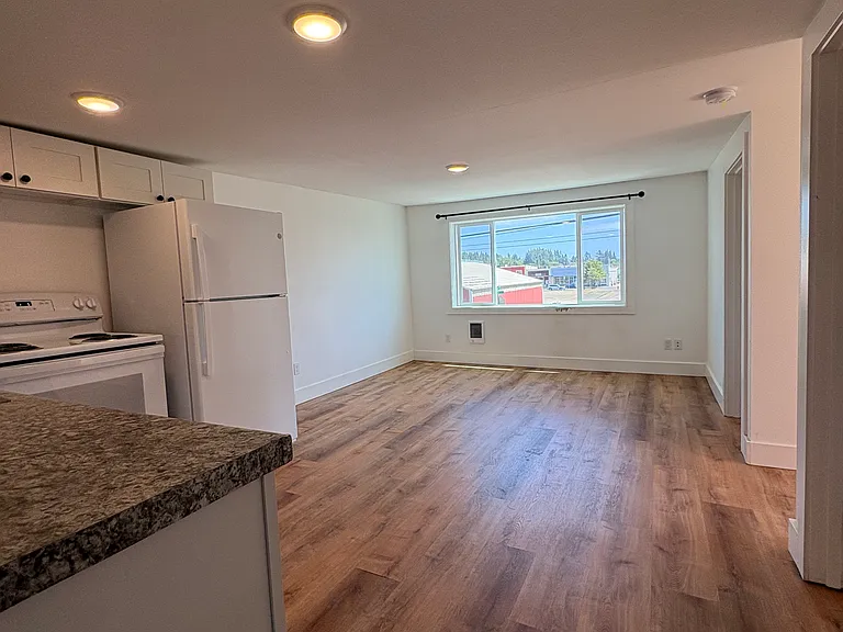 115 2nd Ave SW — Photo 10