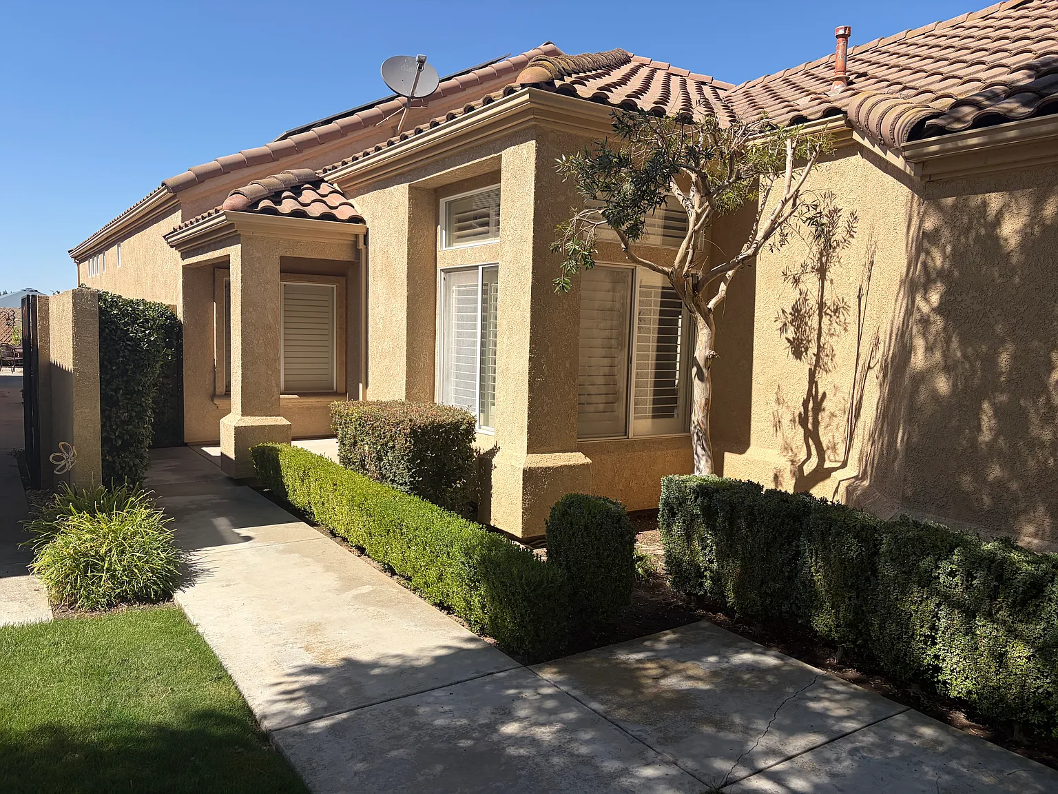 2 bed, 1881 sqft, $2,650 — Photo 2