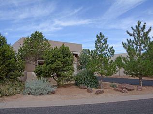 2324 Calle De Gabriel NE, Albuquerque, NM 87122
