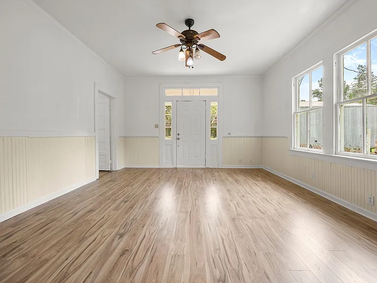 6477 Joe Daniel Rd — Photo 2