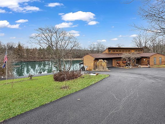 5th image of 5760 Deerfield Ln