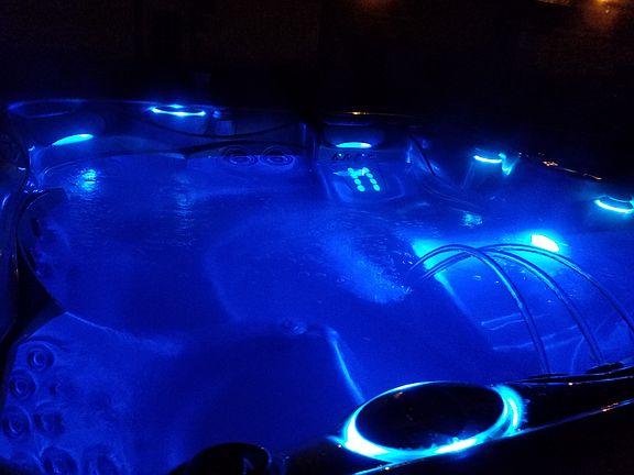 2013 Salt Water Hot Tub