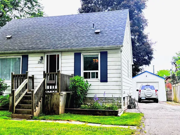 29 Rogers Rd, Brampton, ON L6X 1L7
