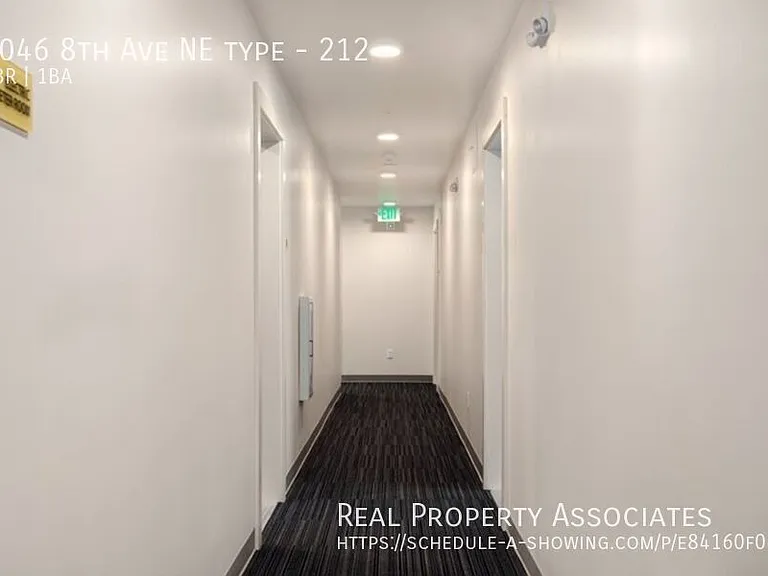 4046 8th Ave NE #212 — Photo 5