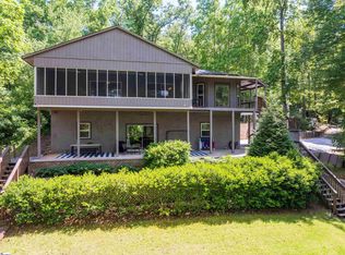 304 Whitewater Lake Rd, Tamassee, SC 29686