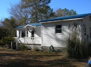 123 Old Congleton Rd, Sneads Ferry, NC 28460