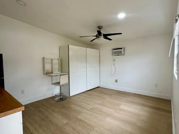 1110 SW 104th Ave, Miami, FL 33174