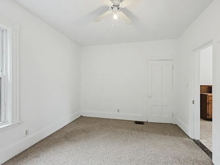 32 Stone Ave #32 — Photo 7