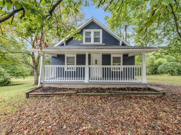 1401 E Pacific Ave, Independence, MO 64050