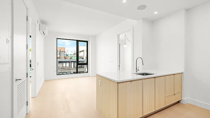 Kitchen, photo 2