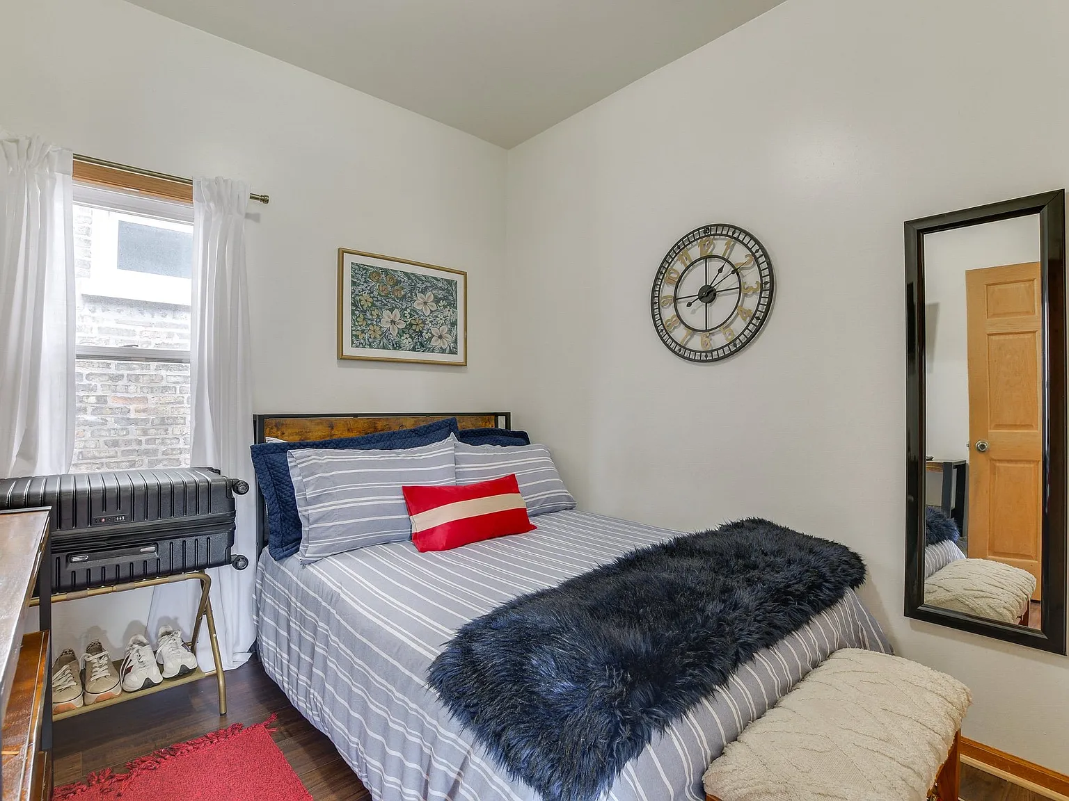 927 S Taylor Ave — Photo 4