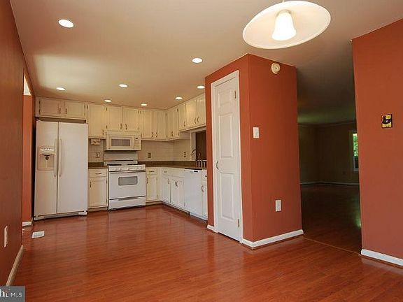 2nd image of 20432 Afternoon Ln