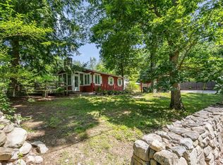 145 Off Pond St, Dunstable, MA 01827