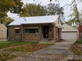 622 16th Ave, Sterling, IL 61081