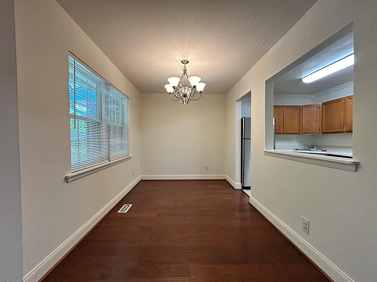 228 Crocker Dr #F — Photo 15