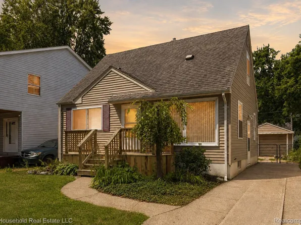 18483 Negaunee, Redford, MI 48240