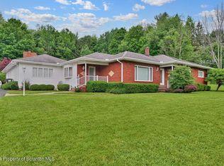 201 Green St, Moscow, PA 18444