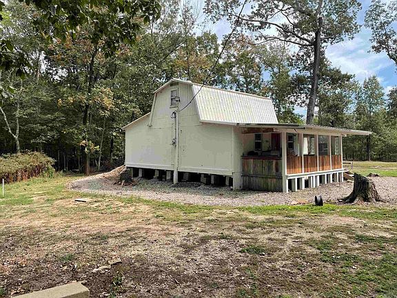 3rd image of 672 & 673 Nimmo Rd