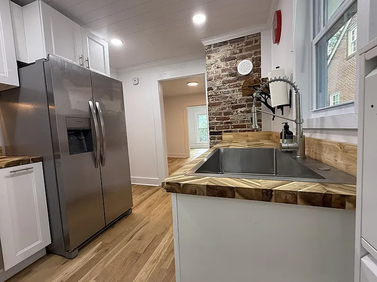 681 Angier Ave NE — Photo 5