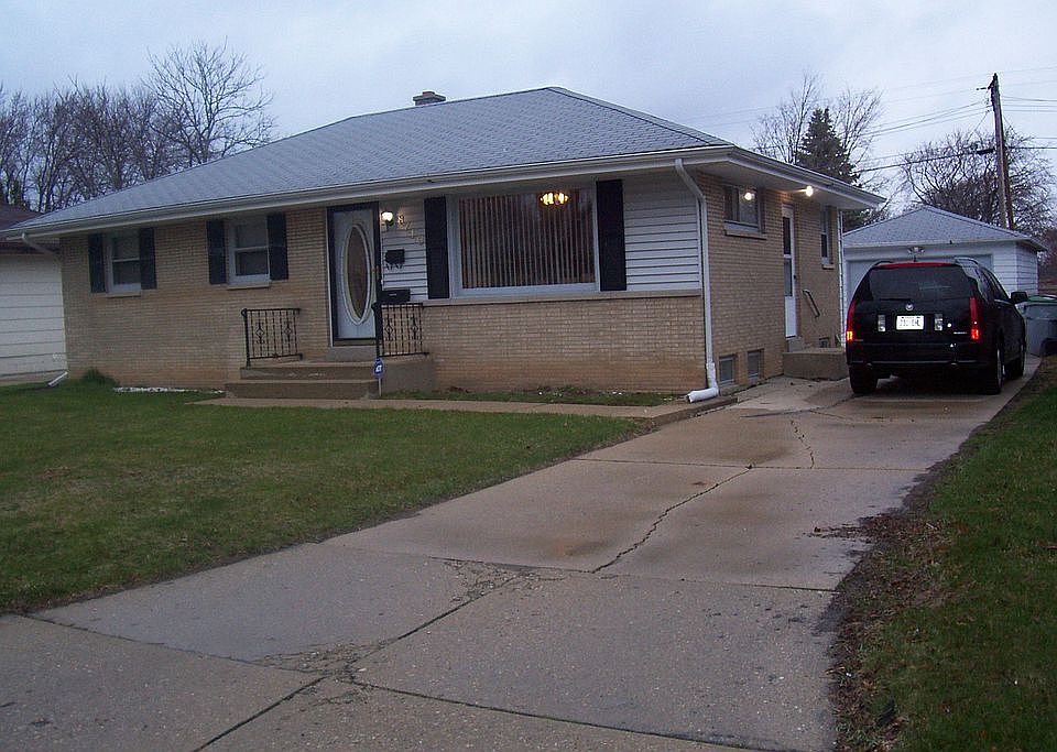 Driveway View