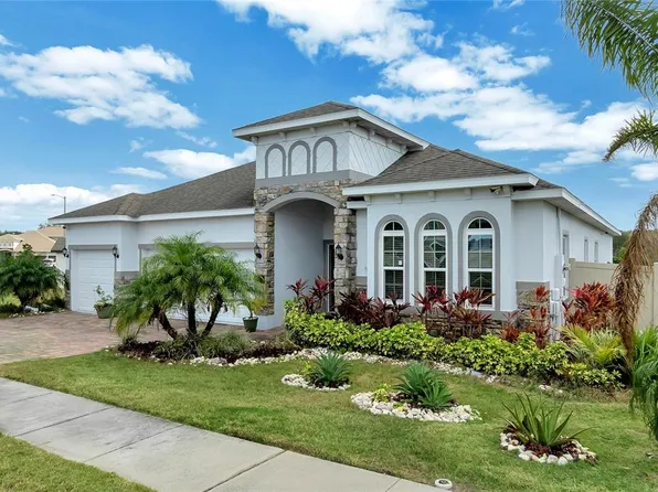 722 Calabria Way, Howey In The Hills, FL 34737