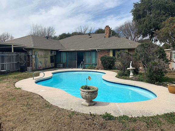 3rd image of 1634 Silverleaf Dr
