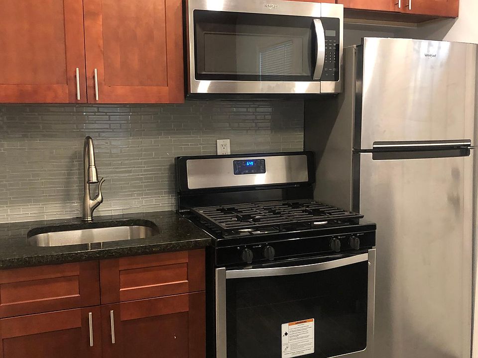 1st image of 4384 De Reimer Ave #1