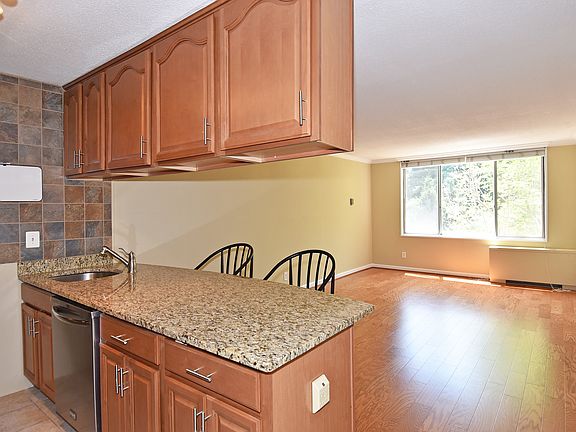 4th image of 11801 Rockville Pike APT 209