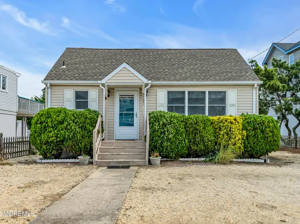 37 N 4th Street, Surf City, NJ 08008