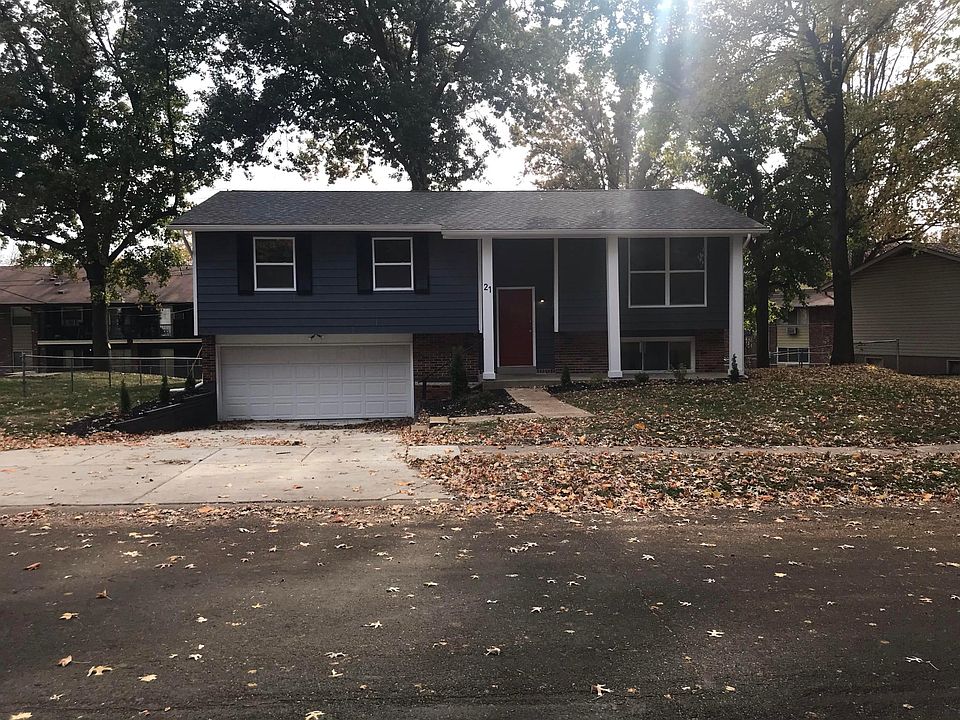 1st image of 21 Gray Brooke Ln