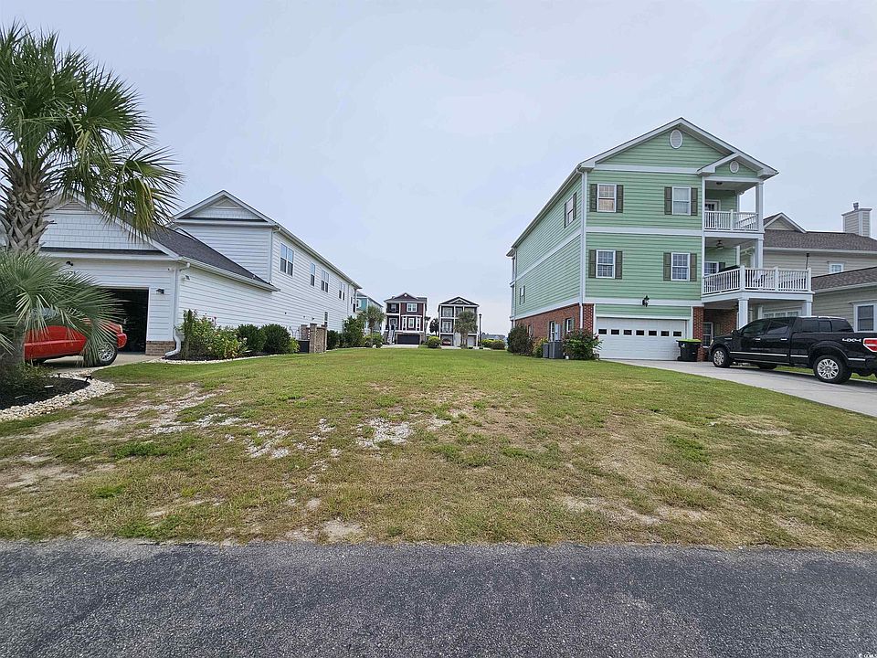 2nd image of 378 Saint Julian Ln.