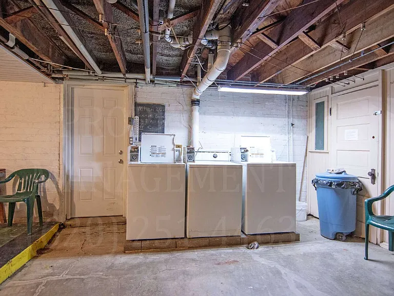 405 W 5th St #9 — Photo 13