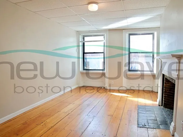 147 Charles St #2 — Photo 8