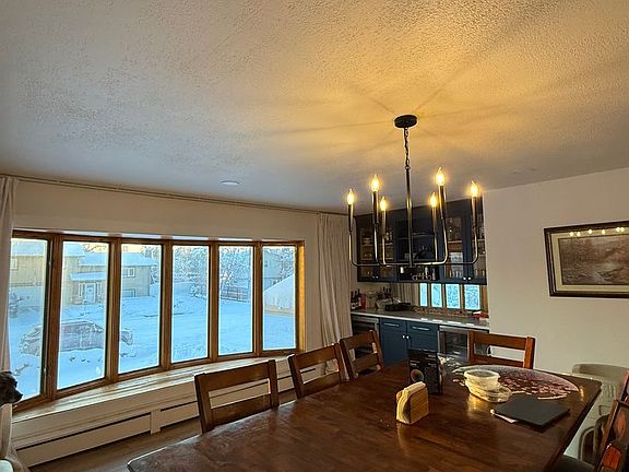 5th image of 2514 Riverview Dr