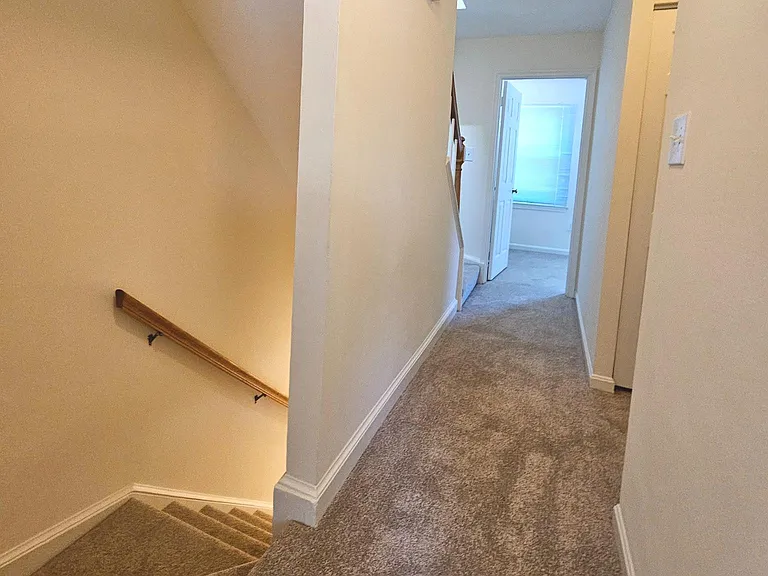 1119 N Stuart St #B — Photo 17
