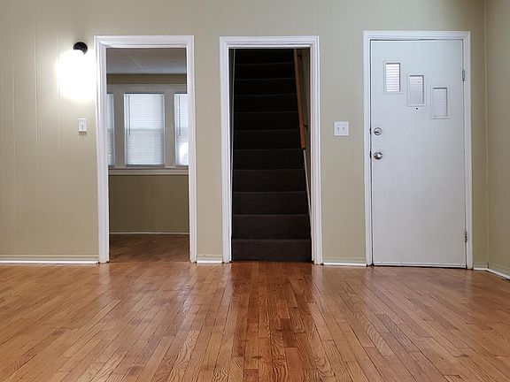 4th image of 1031 McReynolds Ave NW