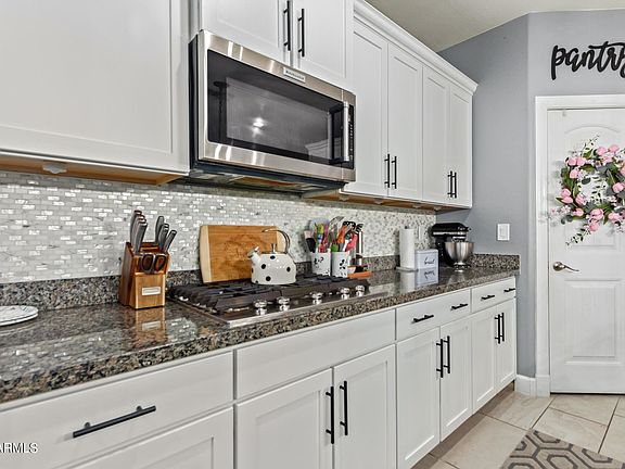 4th image of 22515 E Munoz St