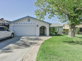 725 N Sunland Dr, Ridgecrest, CA 93555