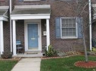 202 Berkley Ct, Camden, NJ 08103