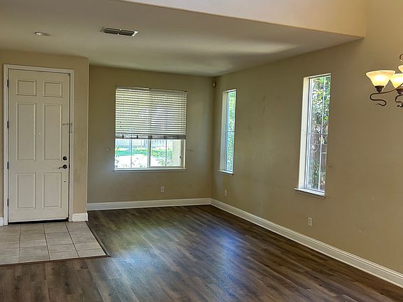 3rd image of 3004 Collingham Ct
