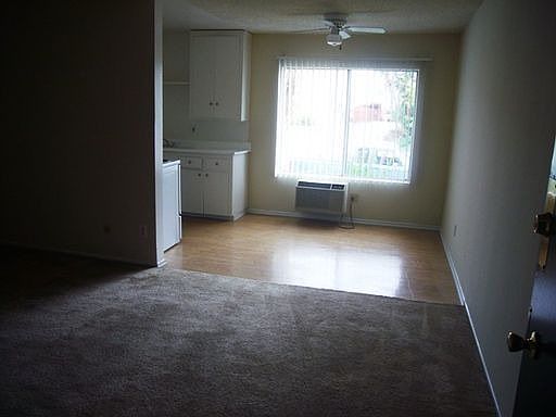 2nd image of 8751 Owensmouth Ave APT 8